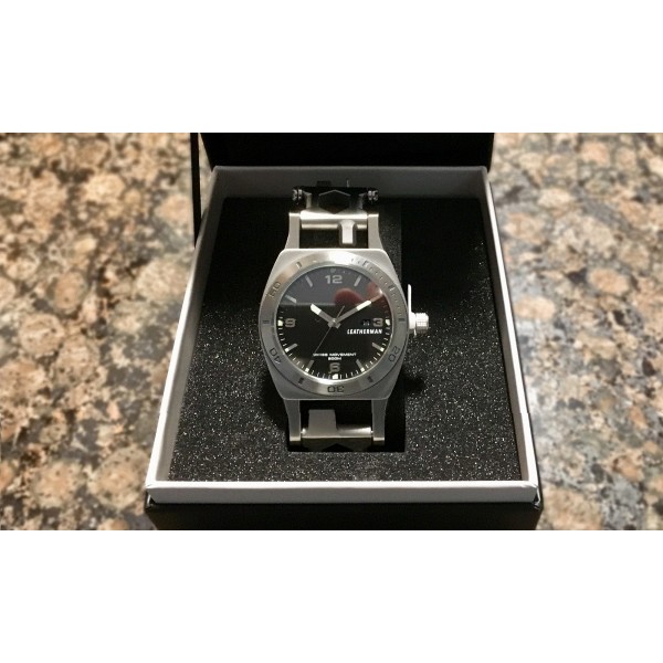 Часы-мультитул Leatherman Tread Tempo 832421