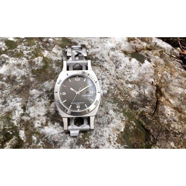 Часы-мультитул Leatherman Tread Tempo 832421