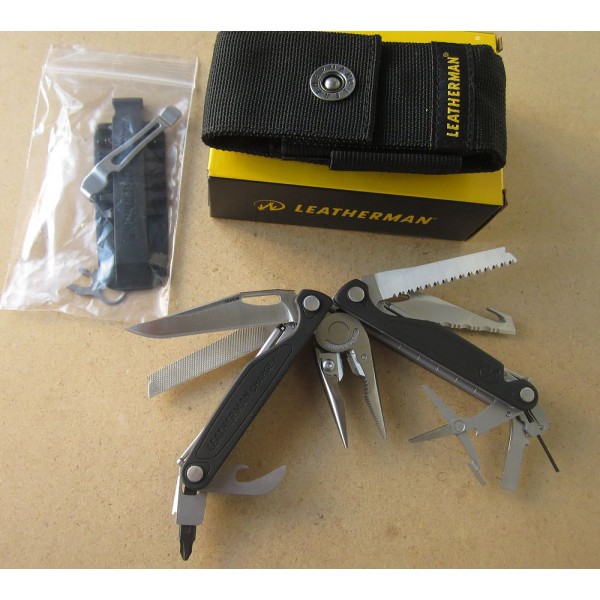 Мультитул Leatherman Charge Plus 832516 + чехол, клипса и кольцо, биты