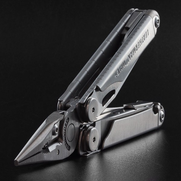 Мультитул Leatherman Wave Plus 832524 + чехол