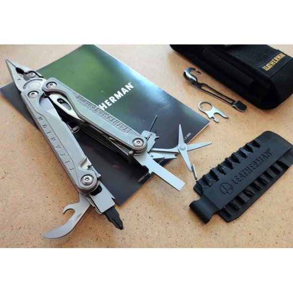 Мультитул Leatherman Charge TTi Plus 832528 + чохол, кліпса, кільце, біти 