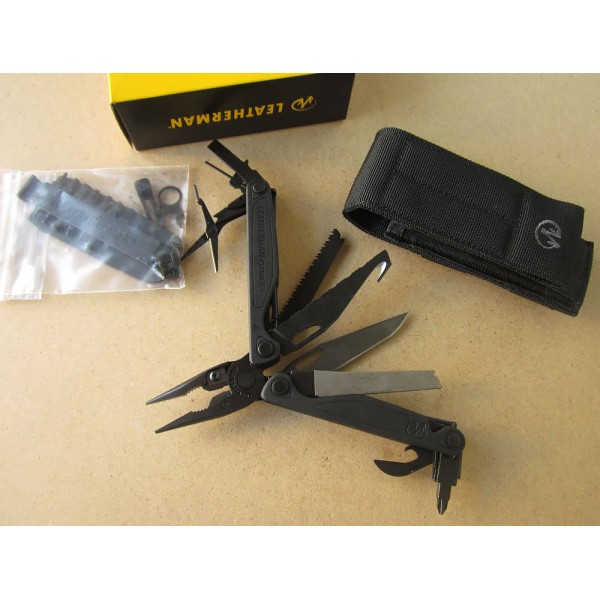 Мультитул Leatherman Charge Plus Black 832601 + клипса, кольцо, биты, чехол