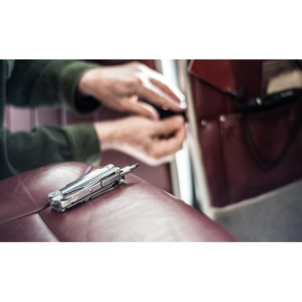 Мультитул Leatherman Wave Plus Black&Silver 832622 + чехол(экономия 870 грн)