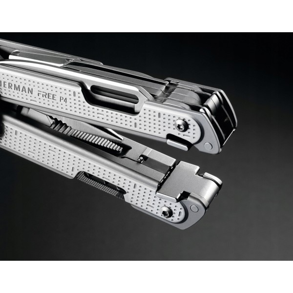 Мультитул Leatherman Free P4 832642 + чехол