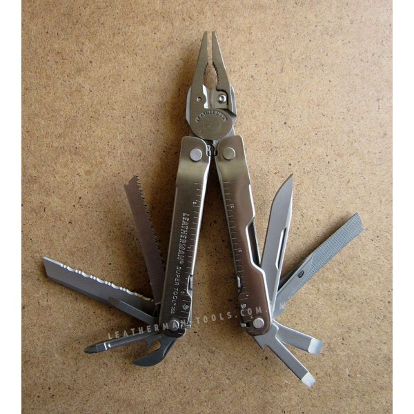 Мультитул Leatherman Super Tool 300 831148  + чехол