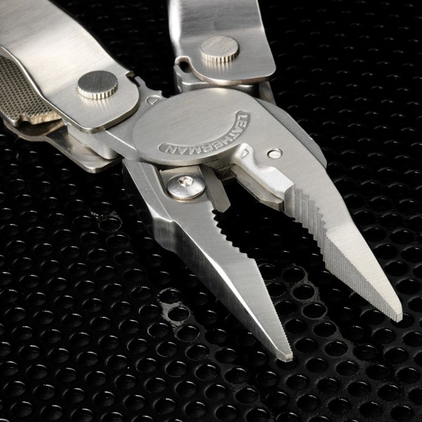 Мультитул Leatherman Super Tool 300 831148  + чехол