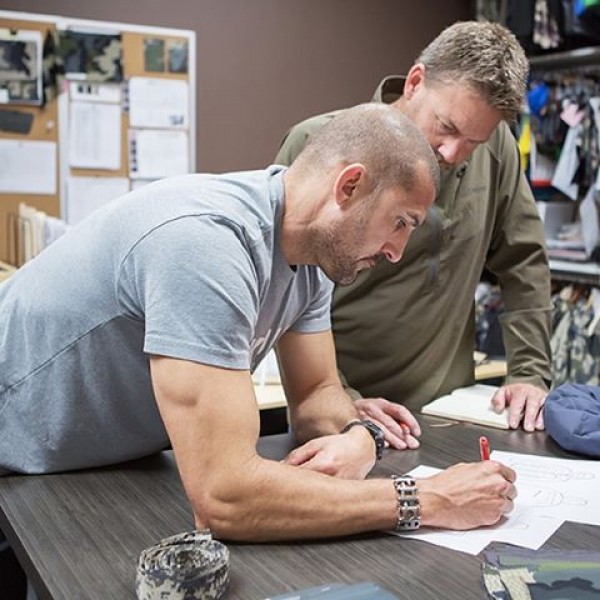 Браслет–мультитул Leatherman Tread Metric-Stainless 832325