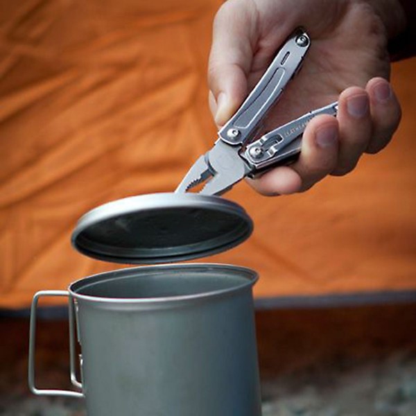 Мультитул Leatherman Wingman 832523  +чехол  