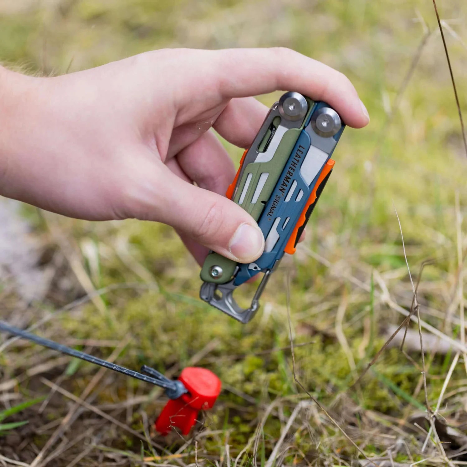 Мультитул Leatherman Signal Tundrascape 833319